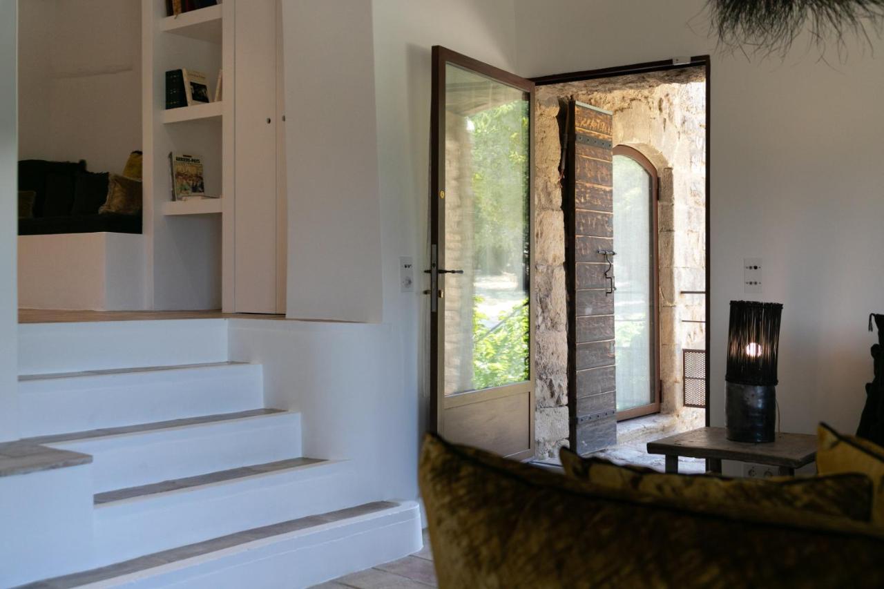 Le Domaine Du Castellas Sivergues 外观 照片