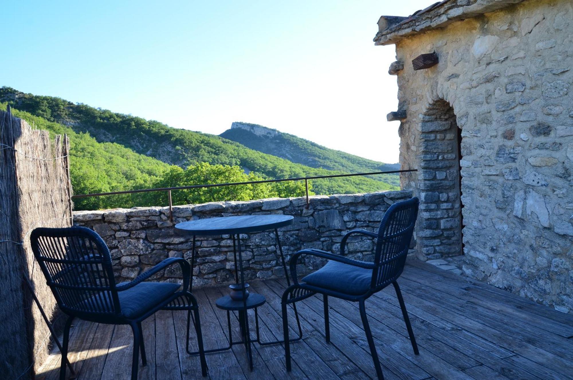 Le Domaine Du Castellas Sivergues 外观 照片
