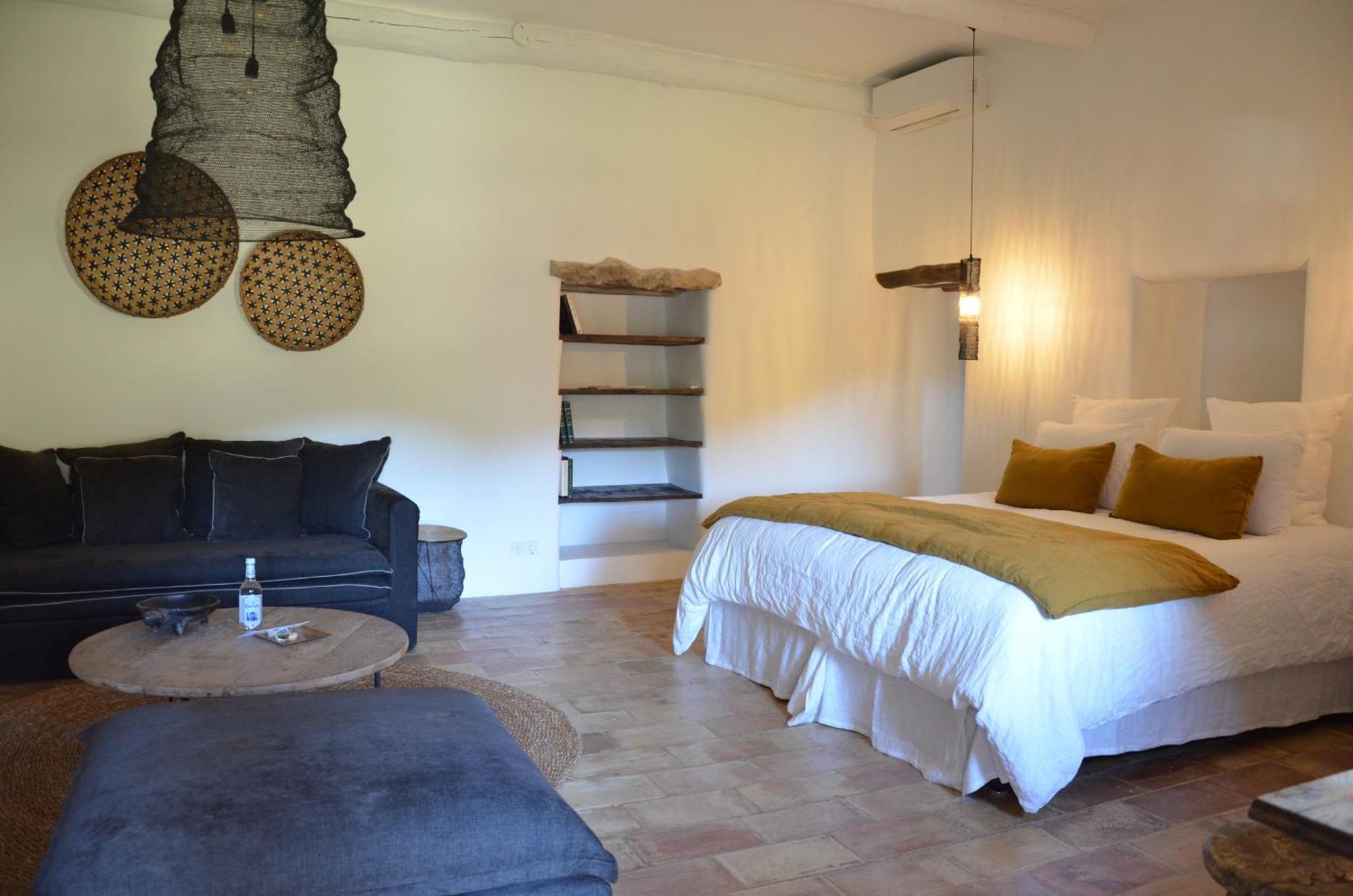 Le Domaine Du Castellas Sivergues 外观 照片